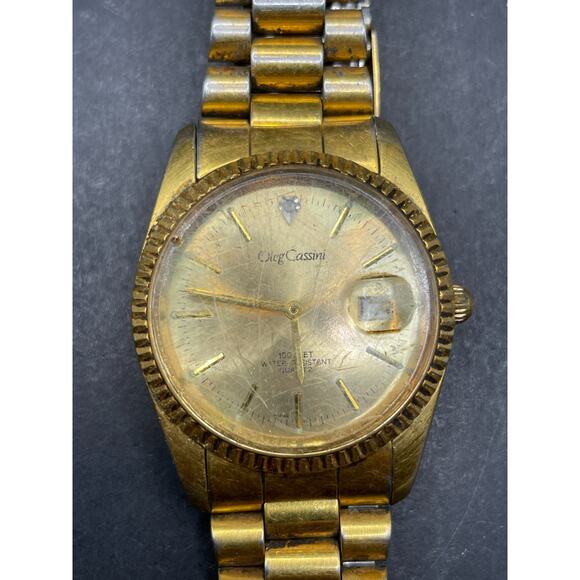 Vtg Oleg Cassini Mens 31-727DG Date Fluted Gold Tone Quartz 35mm Watch 7.5" - Picture 1 of 13